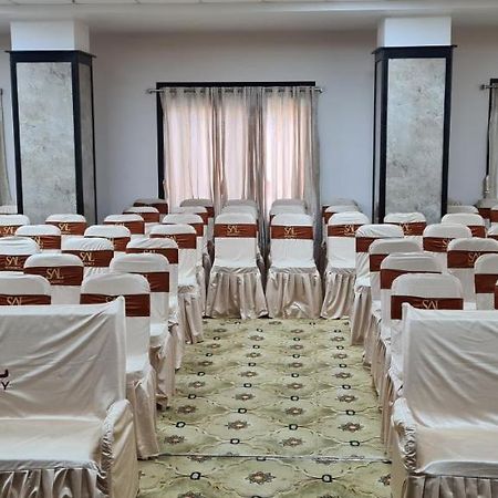 Sal Residency Annavaram Kültér fotó