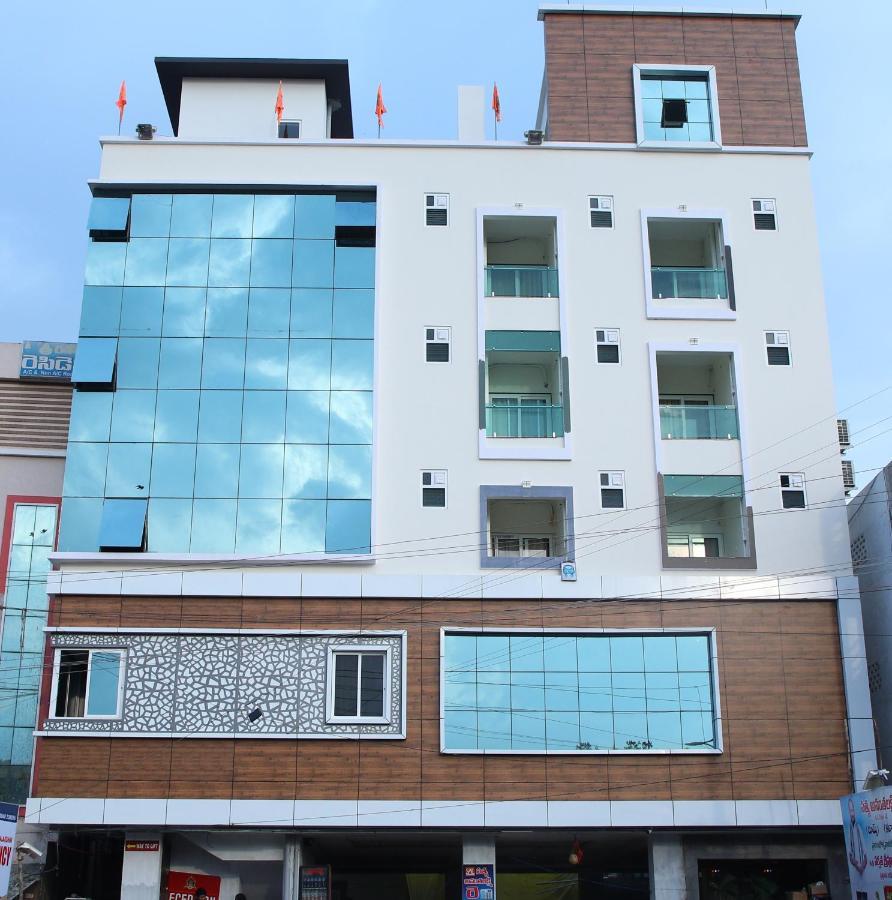 Sal Residency Annavaram Kültér fotó